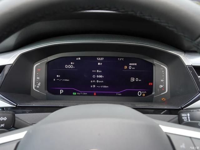 大众CC猎装车:颜值超高的德系车!全系2.0T!无框车门真迷人