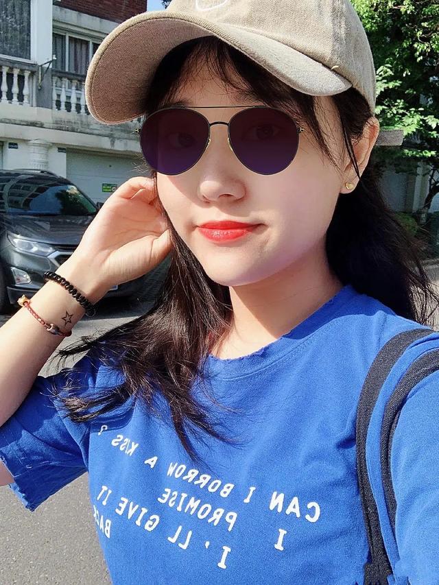 中国美院59岁教授性侵30岁美女学生,二人合照流出,不堪细节被扒