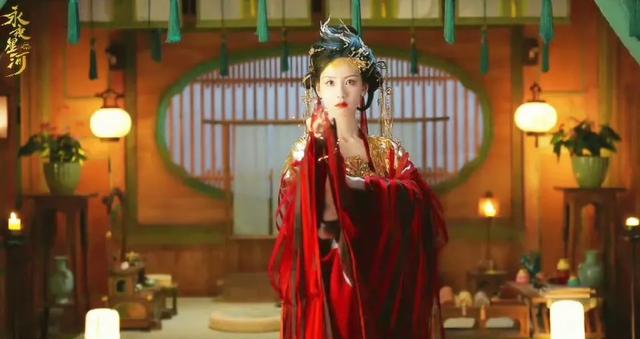 形象或性感妩媚,或冷艳飒爽,近期影视剧中女配角,个个表现惊艳
