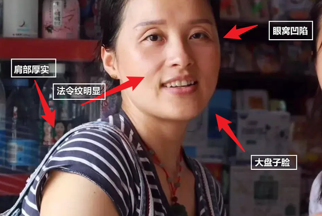 四川农妇“惊艳”众人,网友点赞超3000w:谁说农村妇女又土又丑