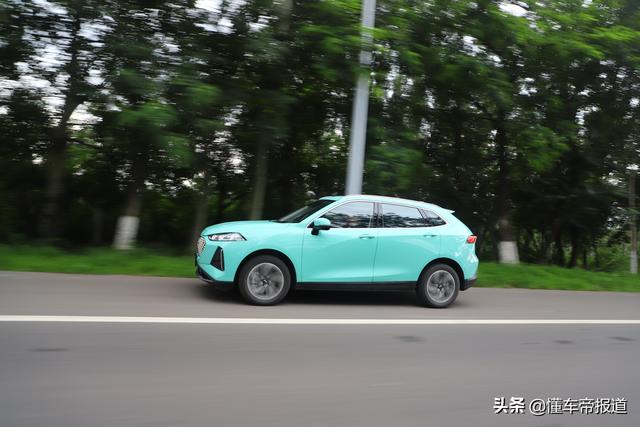 试驾|SUV实测综合油耗不到4升,你能信?体验WEY玛奇朵