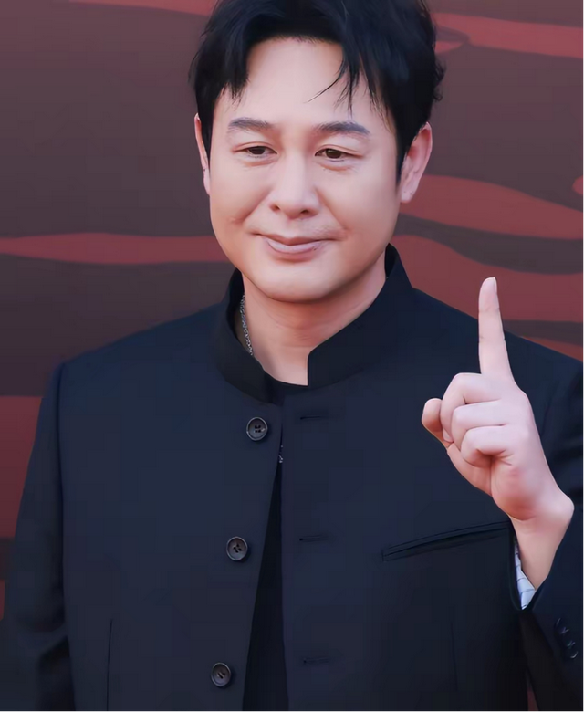 女演员自曝被家暴、私拍性爱视频,更多细节指向张颂文,网友破案