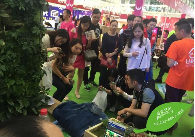 家博会现场，什么让美女们尖叫不止？