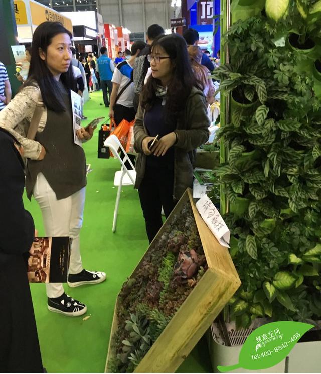 家博会现场，什么让美女们尖叫不止？