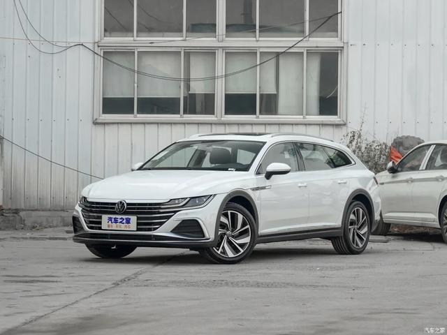 大众CC猎装车:颜值超高的德系车!全系2.0T!无框车门真迷人