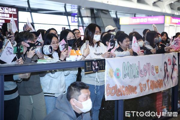 泰剧女女CP「MilkLove」抵台!笑问记者:吃饱没? 粉丝高水准接机