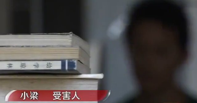 2015年,舞厅美女迷惑醉酒男,手机被盗后报警,调查发现案情复杂