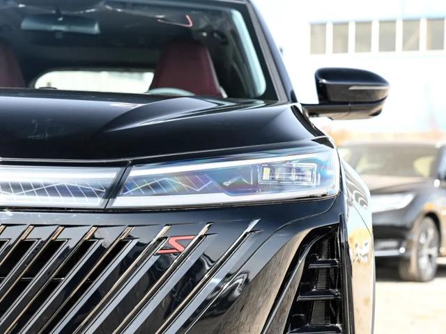 长安CS75 PLUS:12万多买“爆款”SUV!还有爱信8AT!香不香?