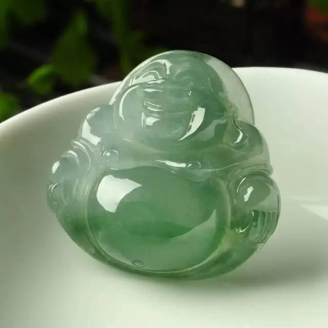 荔湾｜翡翠A货是假货？天啦噜！在玉器世界，A货是纯天然美女