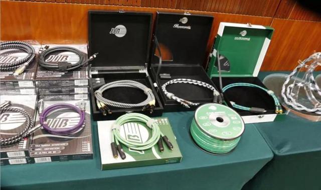 汽车音响改装从入门到精通(第十八课):汽车音响安装功放调试