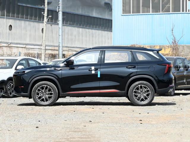 长安CS75 PLUS:12万多买“爆款”SUV!还有爱信8AT!香不香?