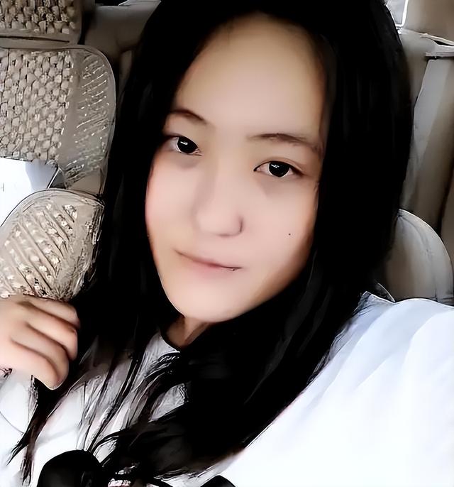 2015年,中国留美女“校霸”欺虐同胞,被捕时还面带微笑