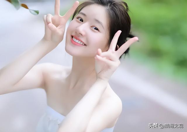 女子地铁“裸照”被疯传,AI造谣如何避免?赵露思也曾被一键换脸