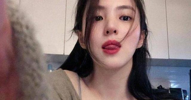 韩国女神韩素希:疑似被财阀控制求助,矛头直指乐天三星?