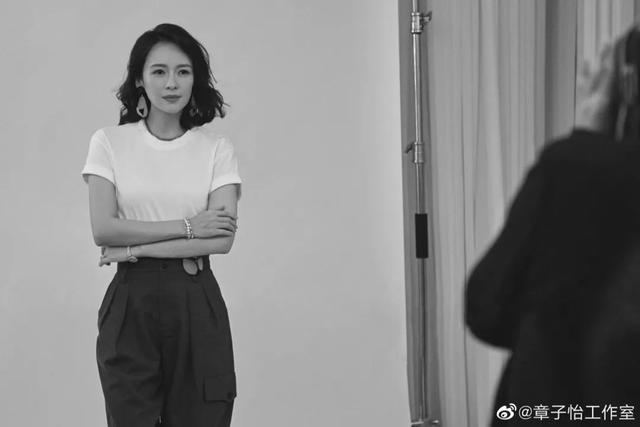 OMG｜第二位00后谋女郎，真没想到是她