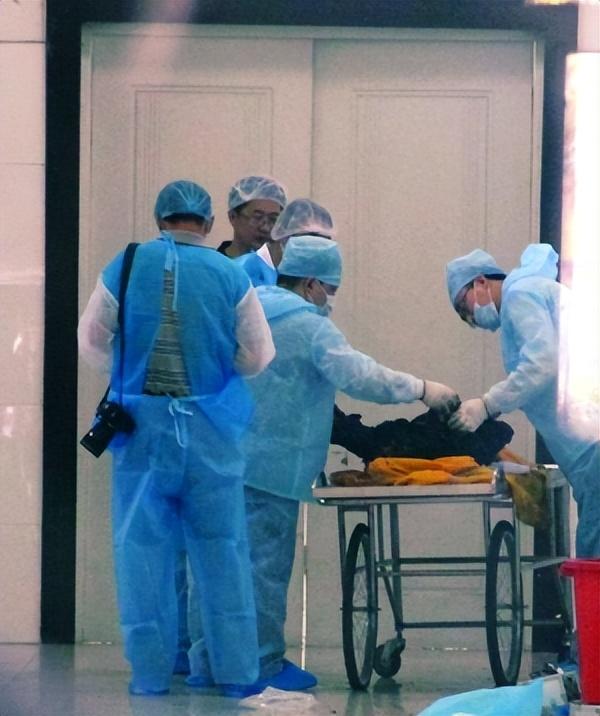 黑龙江美女囚犯毕丽梅,被枪决后在殡仪馆苏醒,家属:放了她吧?