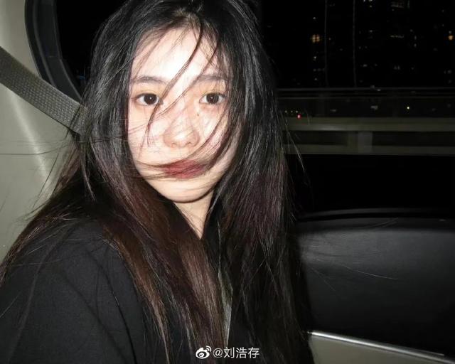 OMG｜第二位00后谋女郎，真没想到是她