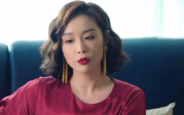 高叶:“性感女神”拿片约拿到手软,网友直呼:“90后国民大嫂”