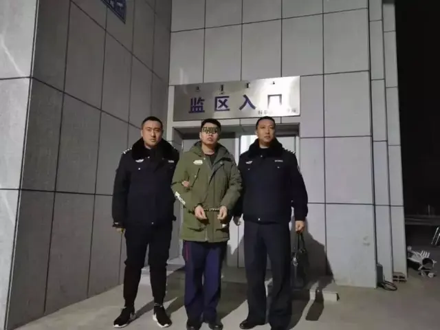 女子深夜醉酒不省人事,退房发现消费避孕套,方知自己遭“捡尸”