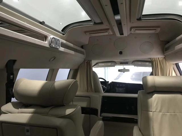 商务车中的标杆 GMC商务之星2500S两驱实拍 双豪华航空座椅