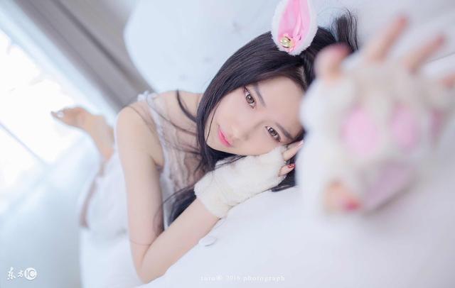 小说：美女上司让我上了一辆车，我却是满腹猜疑，感觉必有蹊跷
