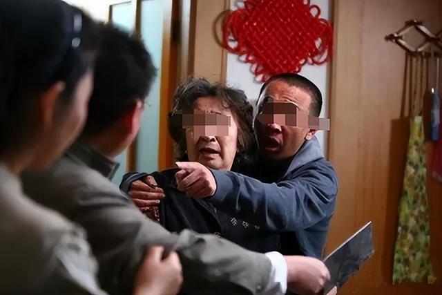 黑龙江美女囚犯毕丽梅,被枪决后在殡仪馆苏醒,家属:放了她吧?