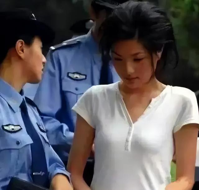 黑龙江美女囚犯毕丽梅,被枪决后在殡仪馆苏醒,家属:放了她吧?