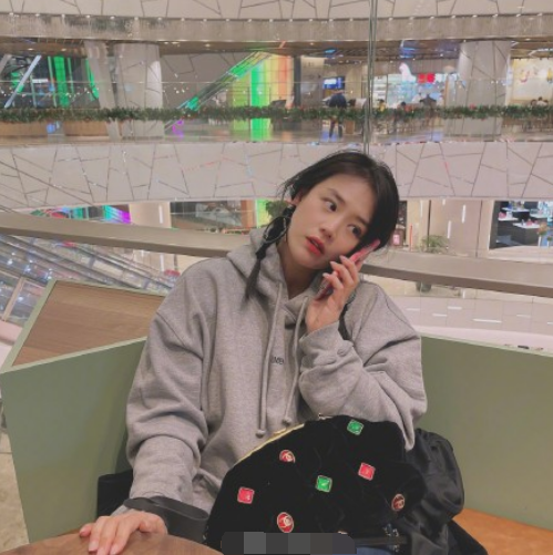 美女网红患重度抑郁欲轻生,狂吞12粒药,网友:为什么要嘲笑她