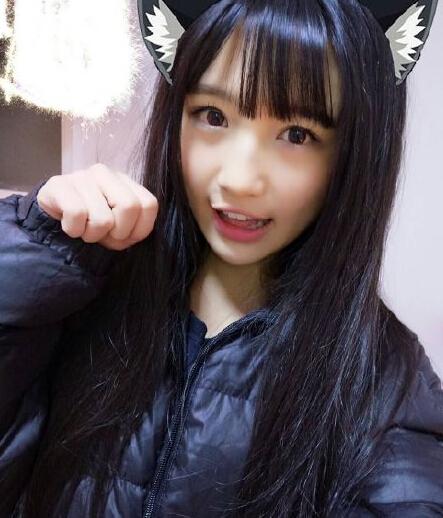 00后小萝莉又被封为4000年一遇美女，你服不服？