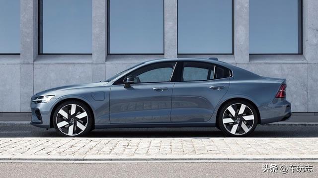 2025 年你可以买到的 8 款最强大的 4 缸汽车