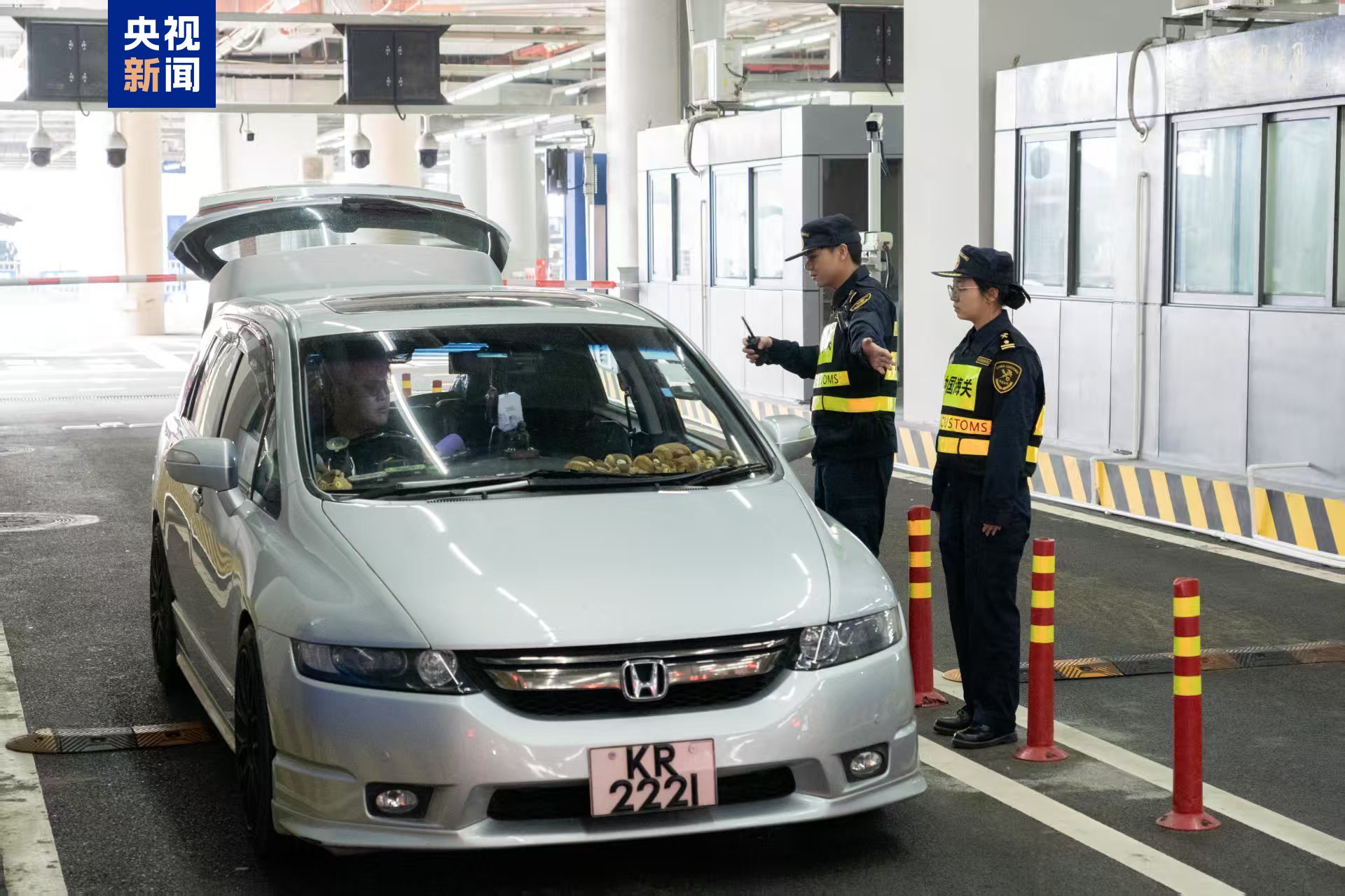 港澳居民“北上”!途经珠海公路口岸港澳单牌车突破500万辆次